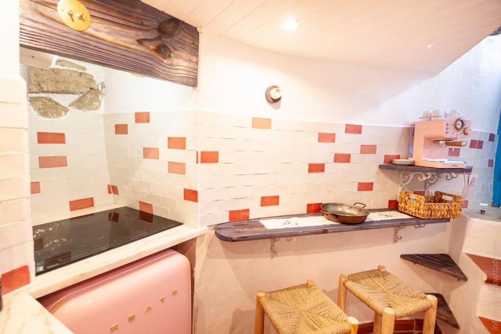 Cozy Windmill Close To The Beach Луриня Екстериор снимка