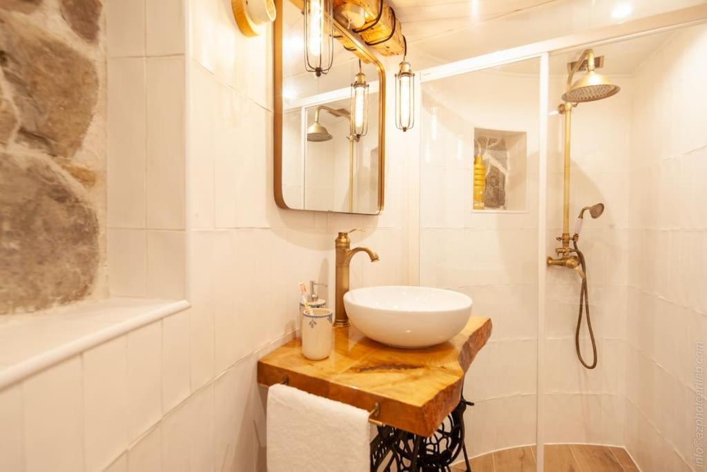Cozy Windmill Close To The Beach Луриня Екстериор снимка