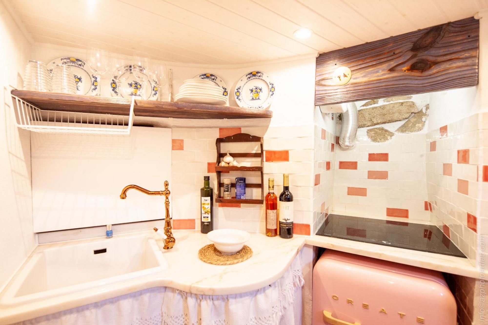 Cozy Windmill Close To The Beach Луриня Екстериор снимка